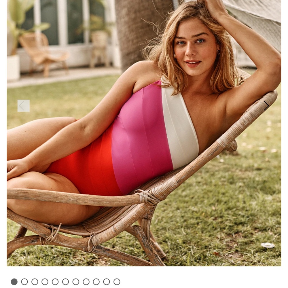 Summersalt Sidestroke, Size 12 in the Lava & Hibiscus & White Sand colorway